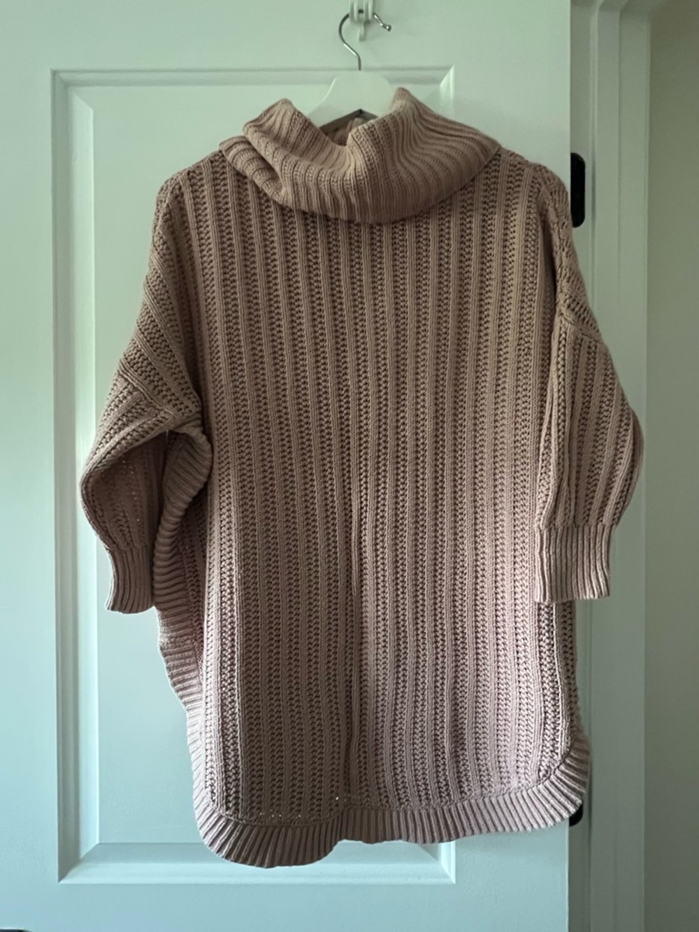 Express Oversized Turtleneck Sweater in Dusty Mauve